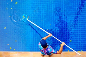 Pool Cleaning — Hi-Tech Pools & Spas In Yarawonga, NT
